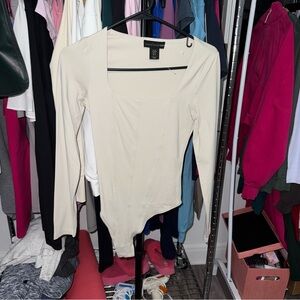 House of Harlow 1960 Beige Long Sleeve Bodysuit